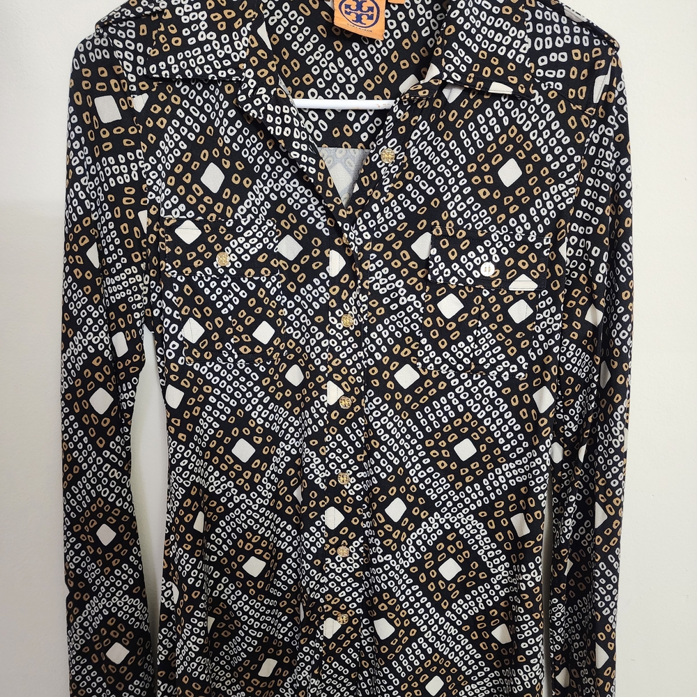 Tory Burch Black and White Geometric Blouse.